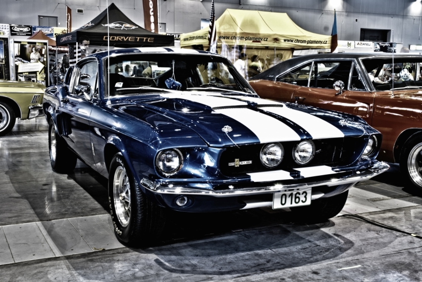 Tuningsalon Ford HDR.JPG